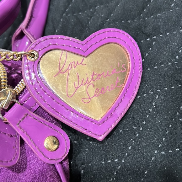 Victoria’s Secret Purple Makeup Bag - Picture 3 of 3